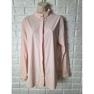 Lululemon button up top Women's size 8 Hidden button Roll collar Pink Flowy